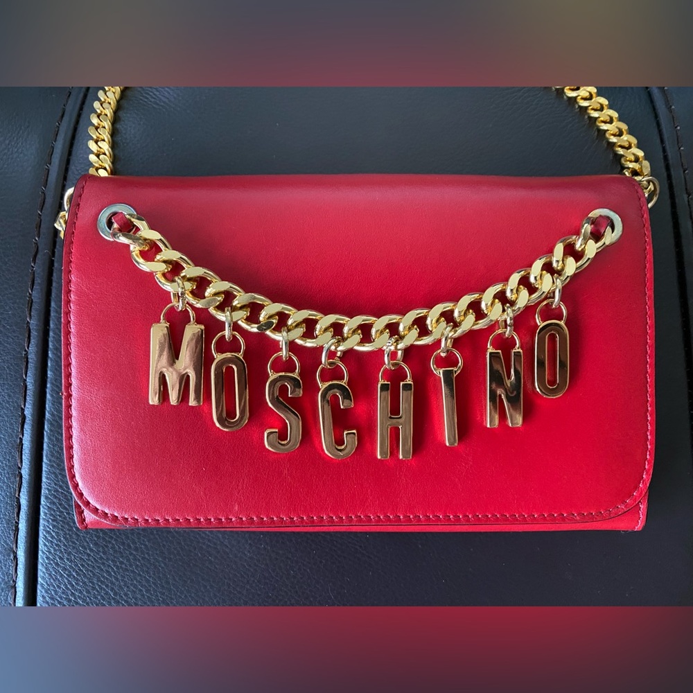 Moschino Logo Chain Clutch, Wallet, Small Bag (limited edition) - Picture 2 of 16